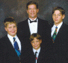 larryfam.gif (80731 bytes)