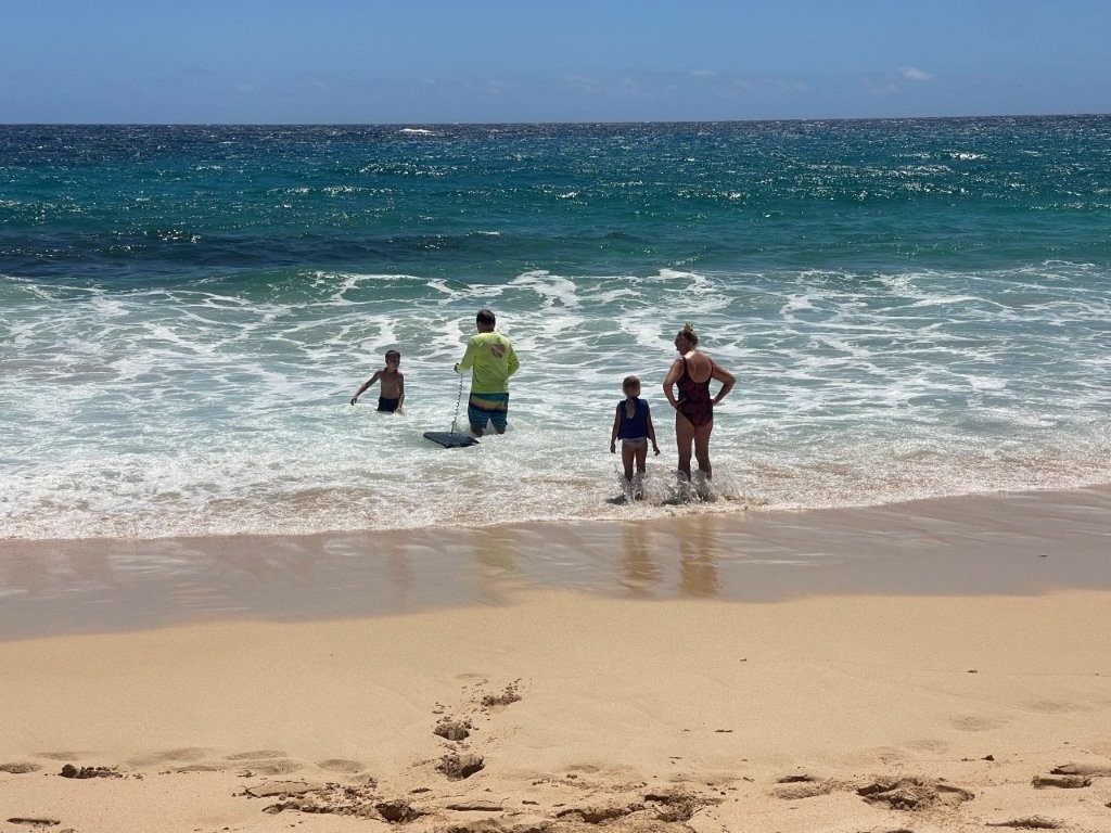 Hudson, KIrk, Brooklyn & Deanna at Makapuu Hudson, KIrk, Brooklyn & Deanna at Makapuu