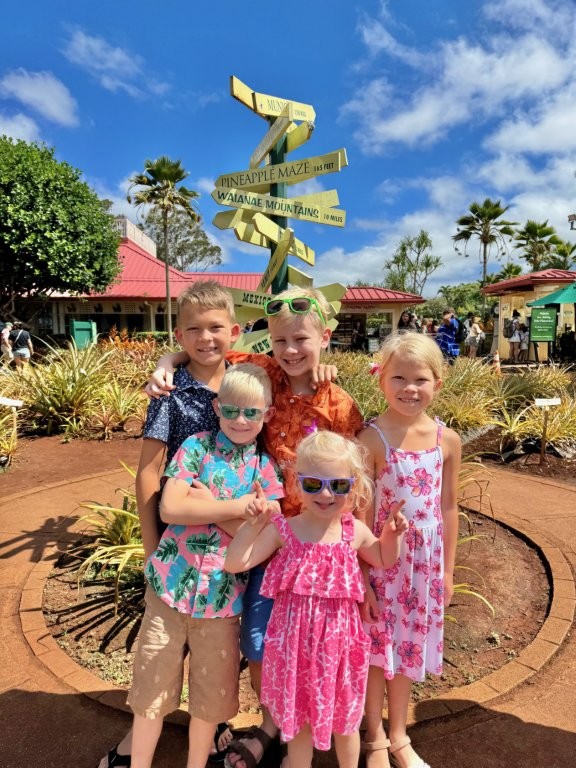 Hudsaon, Kason, Declan, Zeya, & Brooklyn Hudsaon, Kason, Declan, Zeya, & Brooklyn