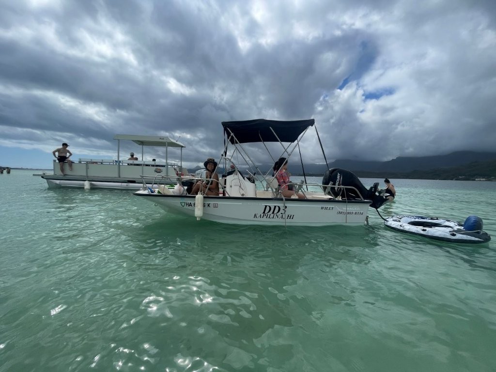 At the Sandbar in Kaneohe At the Sandbar in Kaneohe