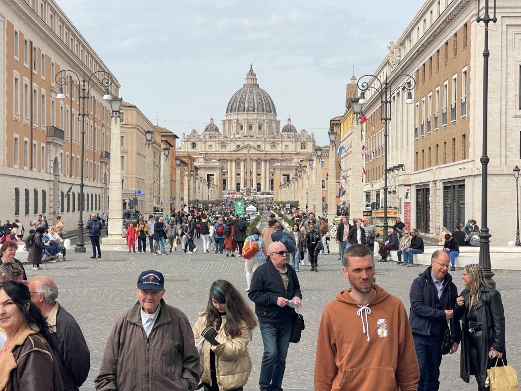 St. Peter's Basilica St. Peter's Basilica