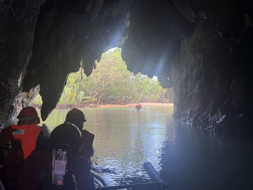 Puerto Princesa Subterranean River, Palawan, Philippines Puerto Princesa Subterranean River, Palawan, Philippines